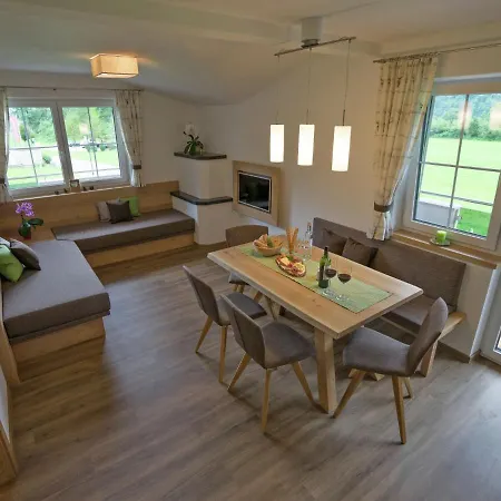 In Near Penkenbahn Lift *