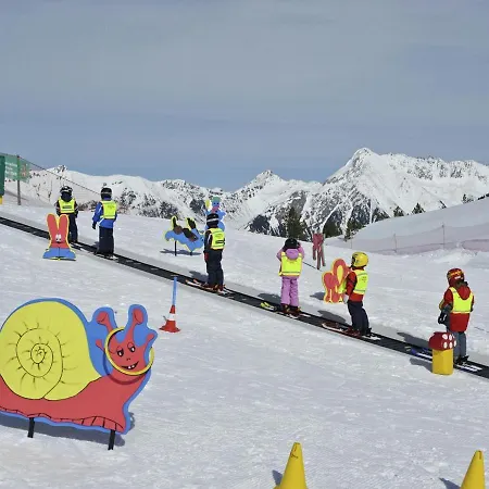아파트 In Near Penkenbahn Lift 메이른호픈
