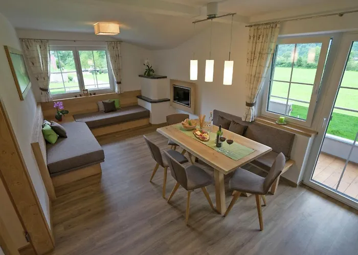 In Near Penkenbahn Lift *